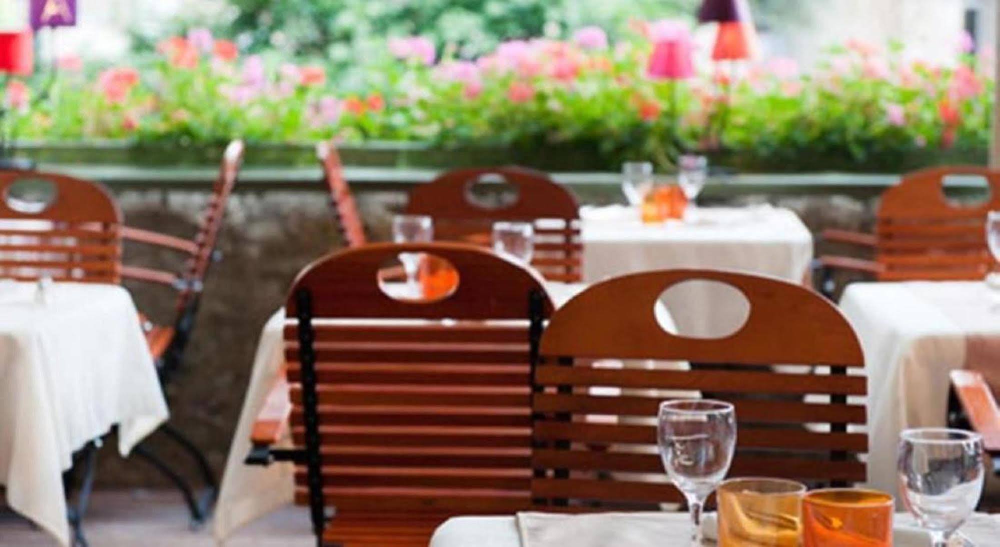 Angela Boutique Serviced Residence Ho Chi Minh City Exterior photo