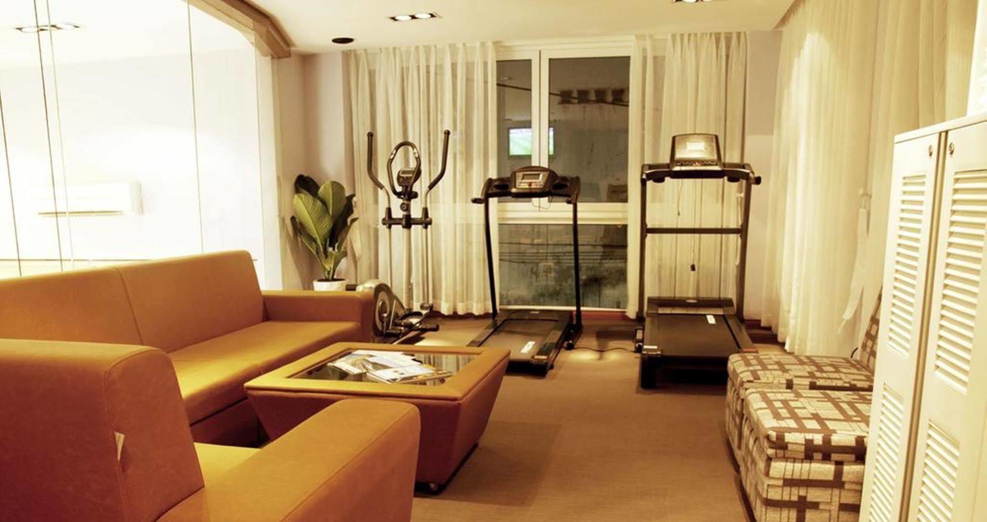 Angela Boutique Serviced Residence Ho Chi Minh City Exterior photo